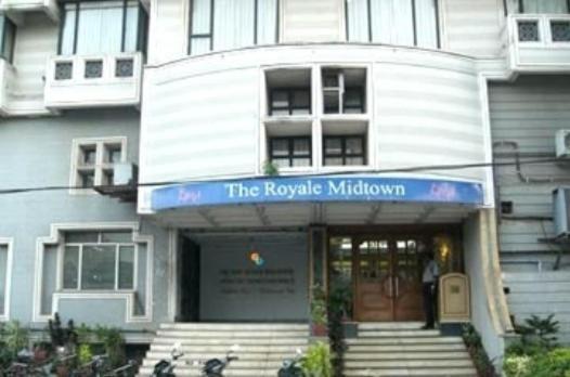 Hotel Royale Midtown 布巴内什瓦尔 外观 照片